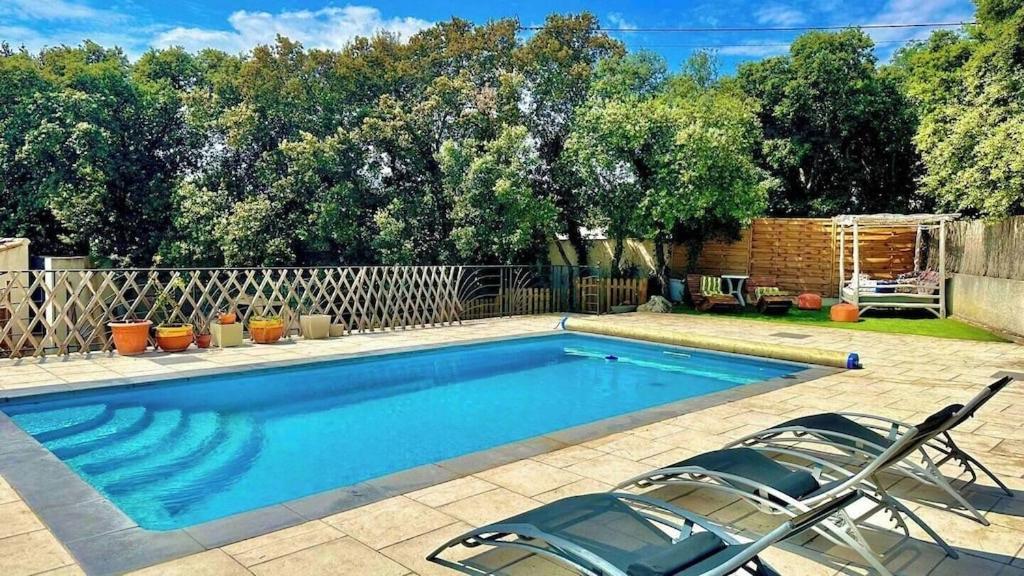 Appart Independent Garden Pool & Spa Sussargues エクステリア 写真